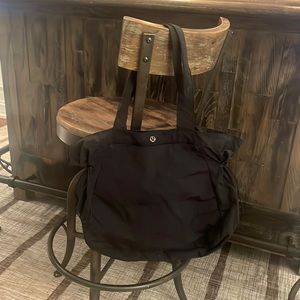 Lululemon Black Nylon Expandable Tote
